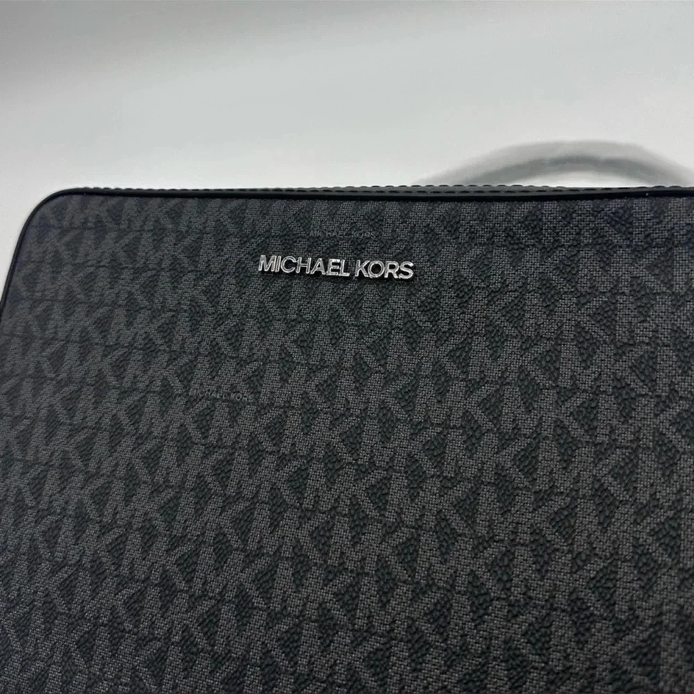 Michael Kors EW Crossbody Bag Black Leather